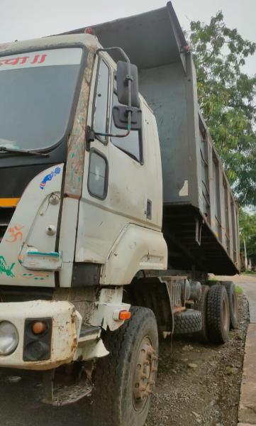 Ashok Leyland 2518 image 2