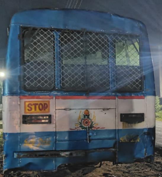 Tata LP 912 image 4