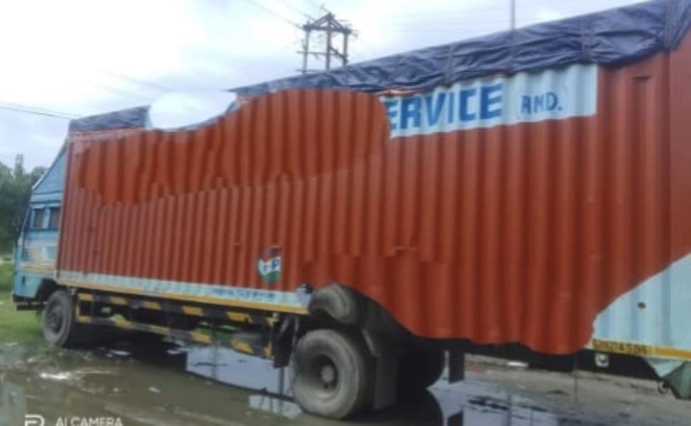 Ashok Leyland 1616 image 2