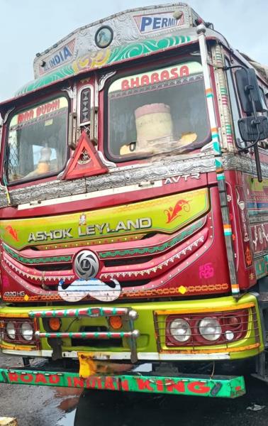 Ashok Leyland 4220