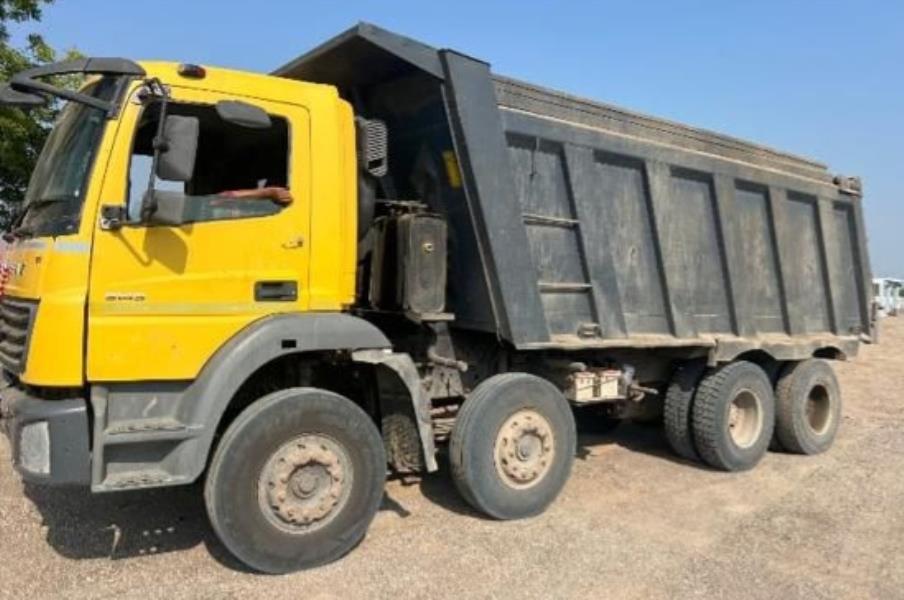 BharatBenz 3128 image 2