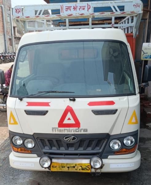 Mahindra Jayo