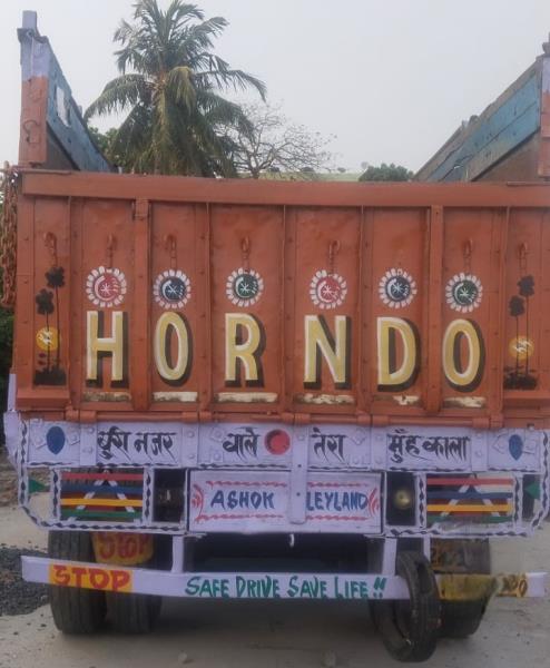 Ashok Leyland 3718 image 4