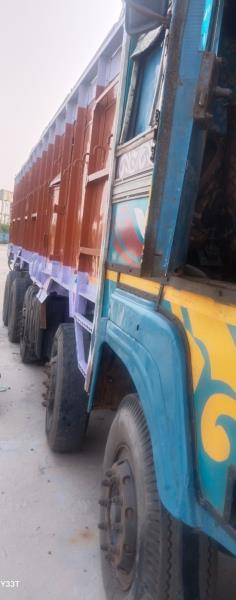 Ashok Leyland 3718 image 3
