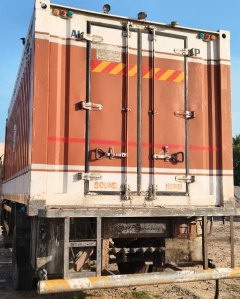 Ashok Leyland 1616 image 3