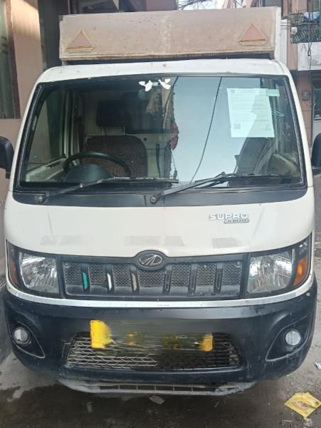 Mahindra Supro Maxi Truck