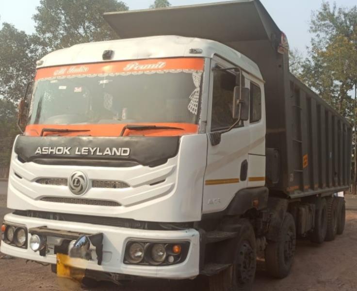 Ashok Leyland 4923 image 3