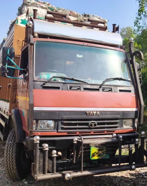 Tata 1512