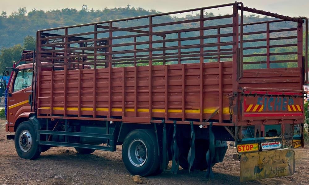Eicher 2114 XP image 3
