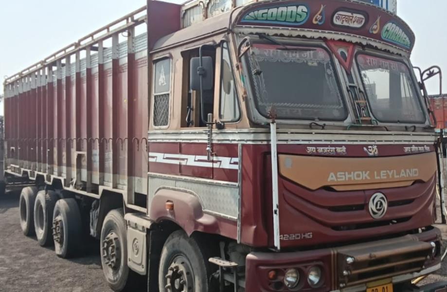 Ashok Leyland 4220