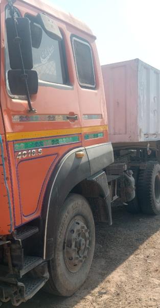 Tata 4018 image 3