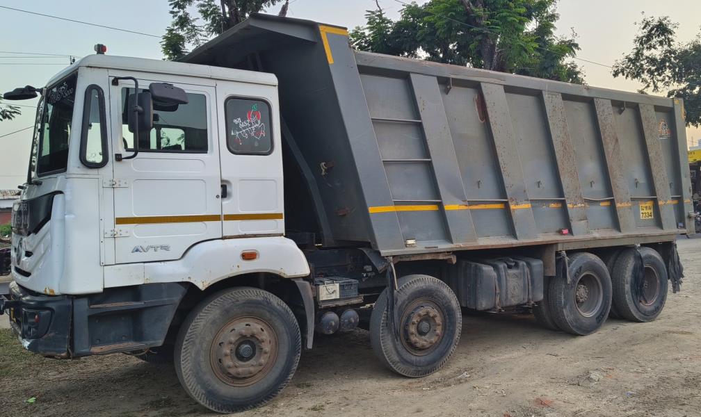 Ashok Leyland 3520 image 2
