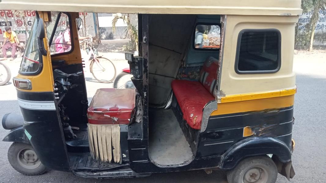 Bajaj Maxima image 2