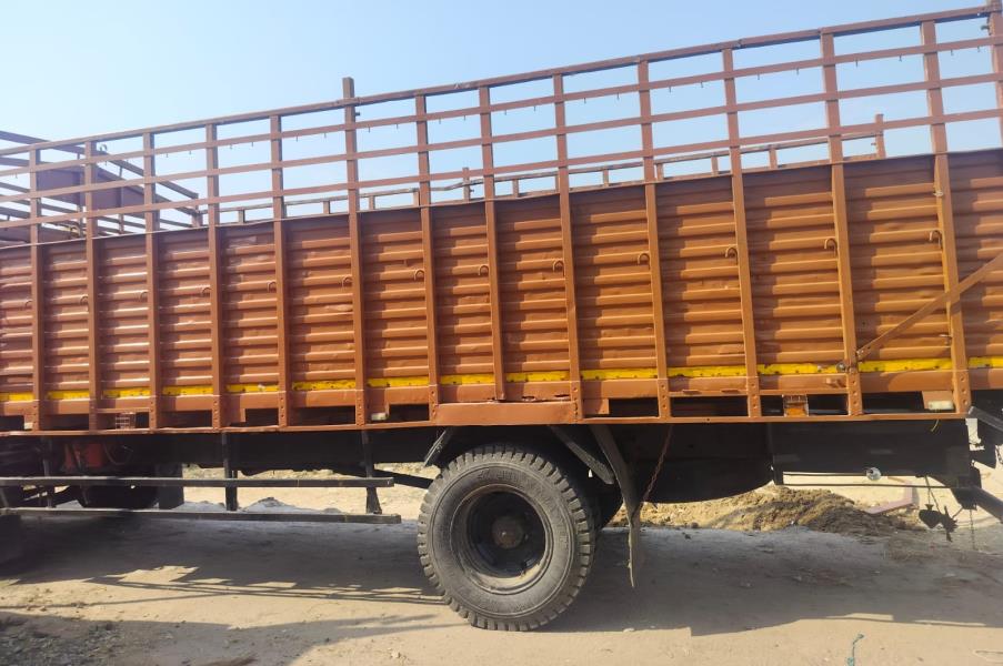 Eicher 1110 image 2