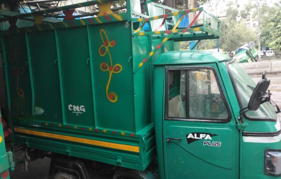 Mahindra Alfa image 2
