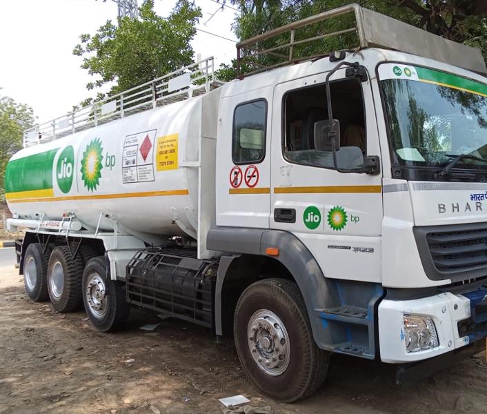 BharatBenz 3123 image 3