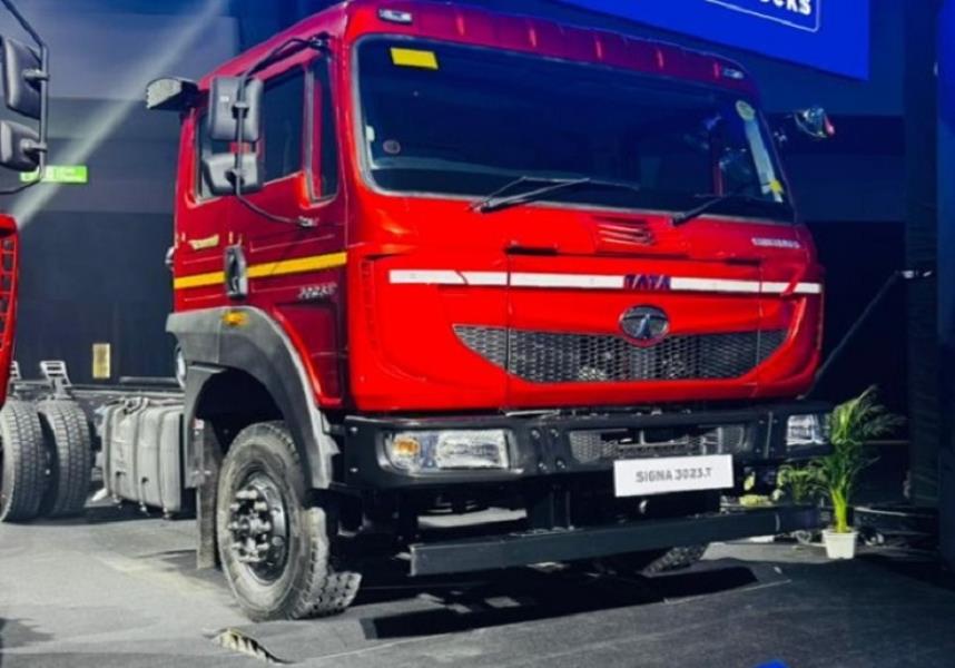 Tata Signa 3023 Truck photo 1