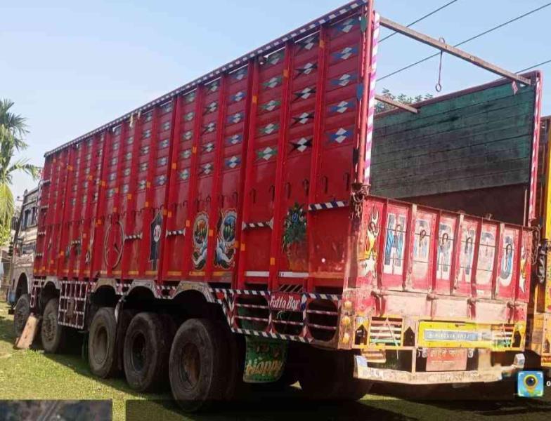 Ashok Leyland 4825 image 3