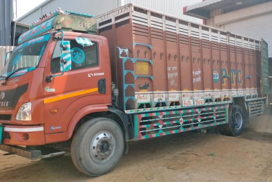 Eicher 2114 XP image 3