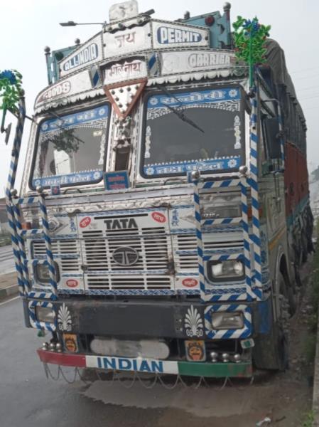 Tata 3718