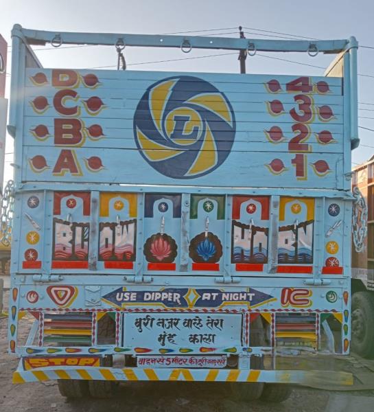Ashok Leyland 4923 image 3
