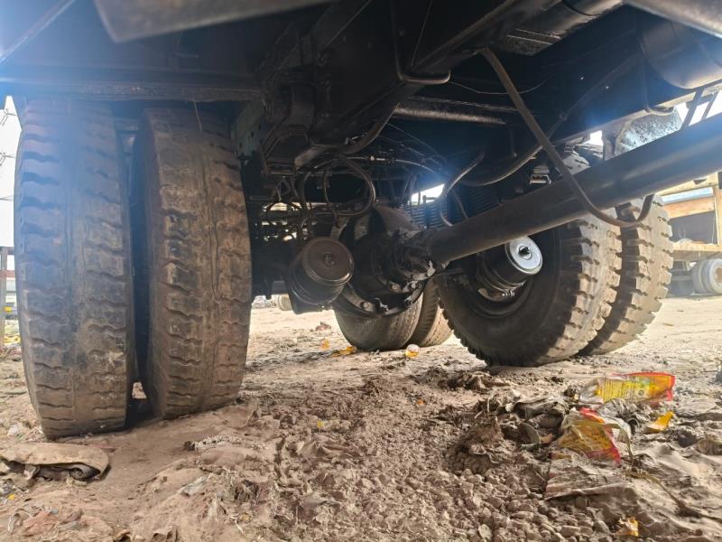Ashok Leyland 2518 image 3