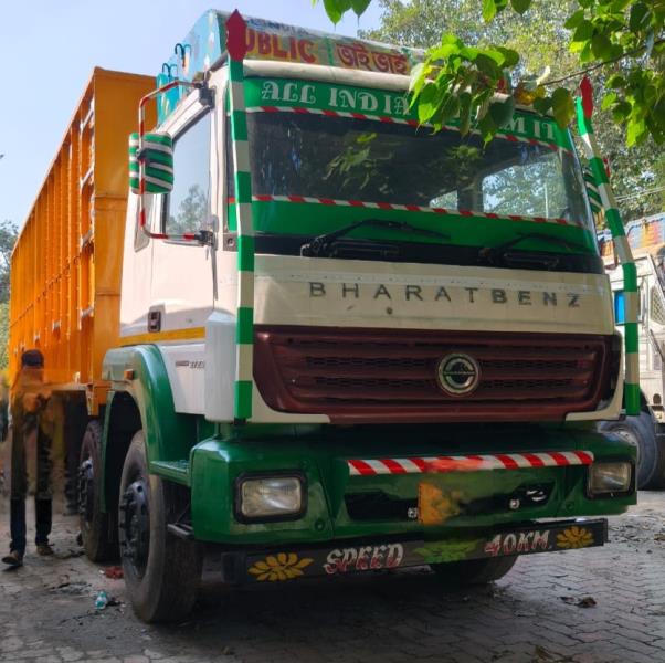 BharatBenz 3723 image 2