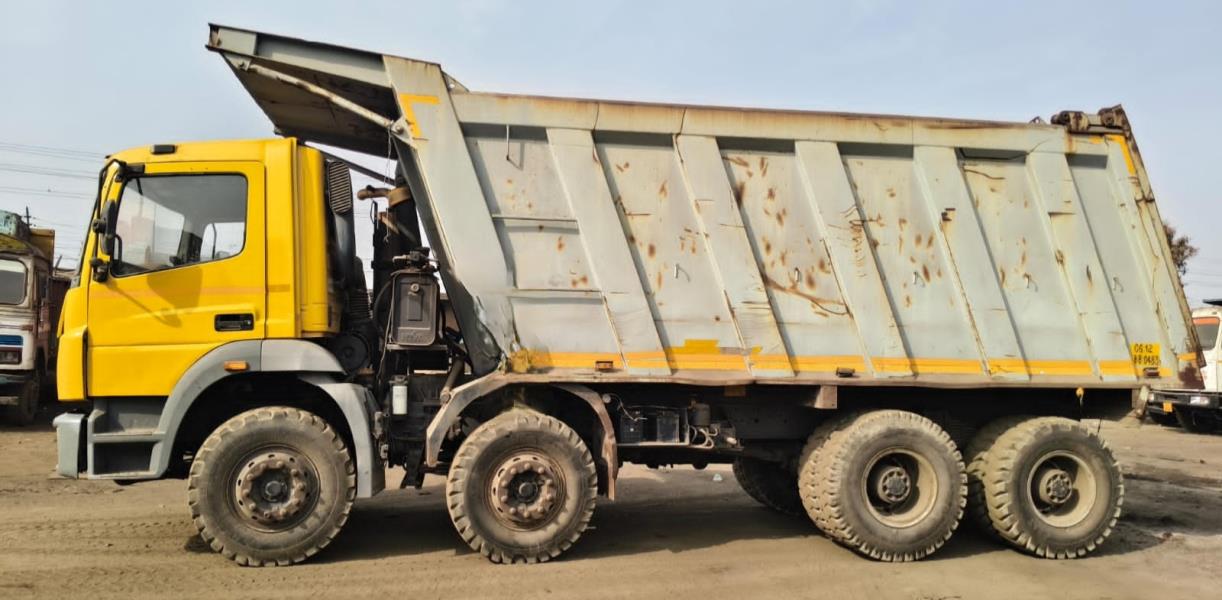 BharatBenz 3528 image 2