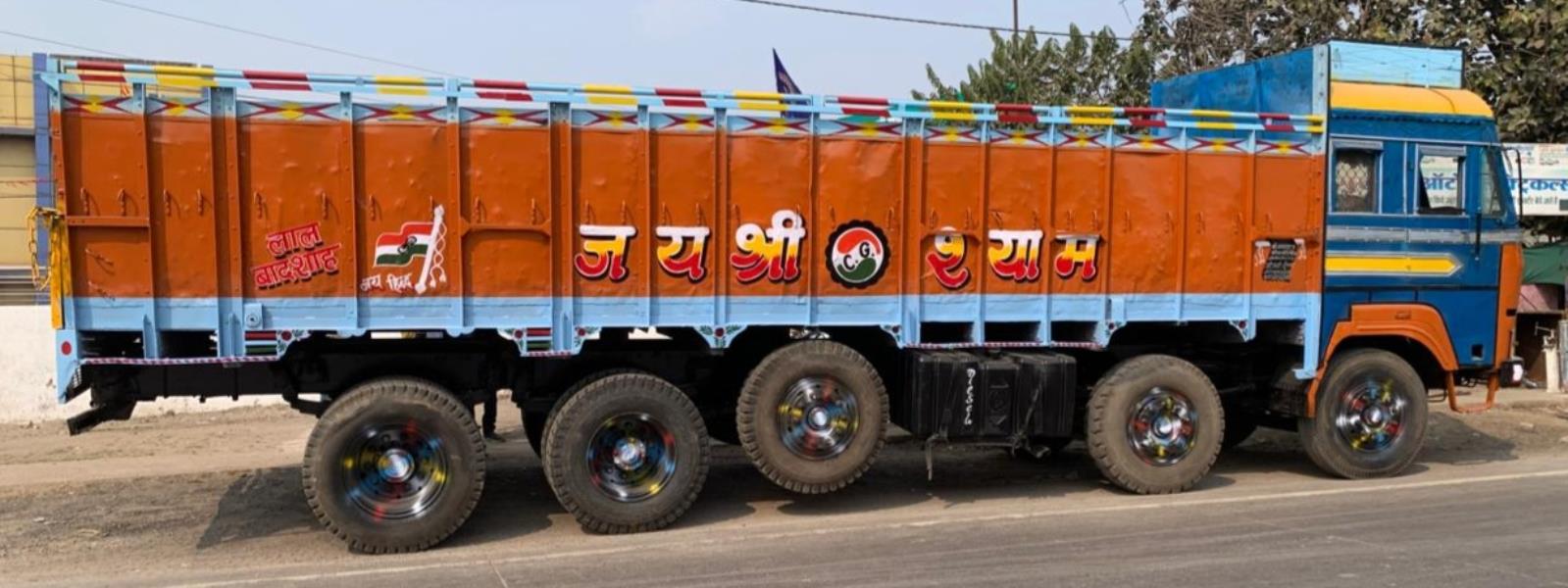 Tata 3718 image 4