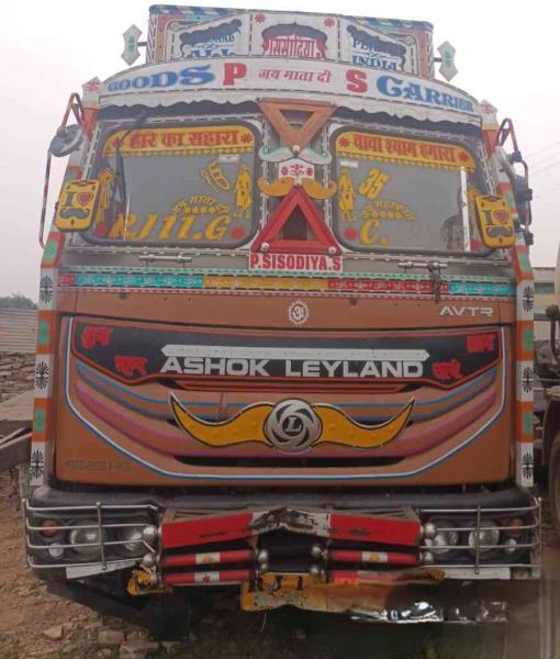 Ashok Leyland 4825