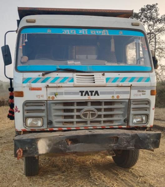Tata 2518