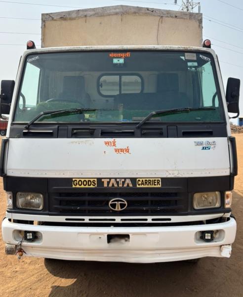 Tata 709
