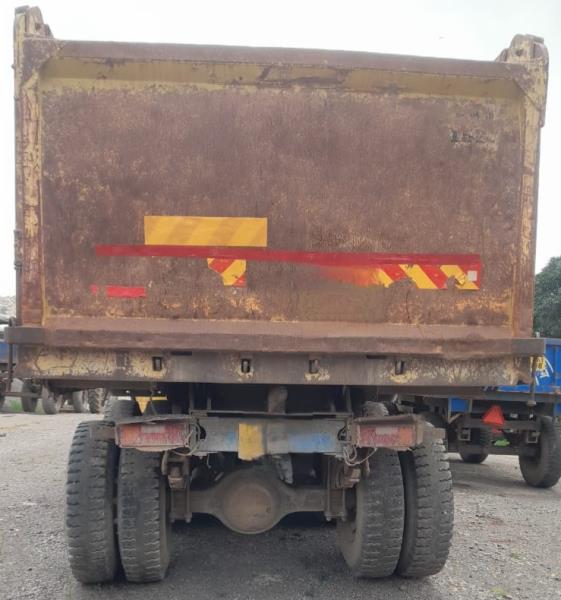 Ashok Leyland 2518 image 4