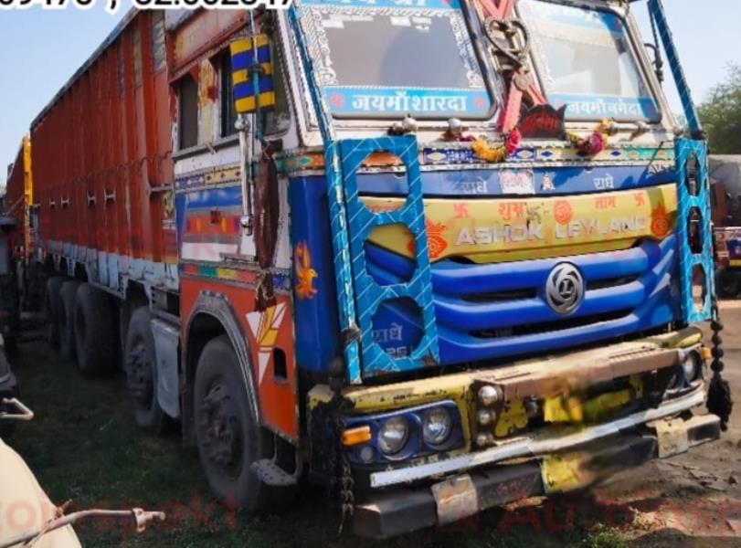 Ashok Leyland 4825 image 3