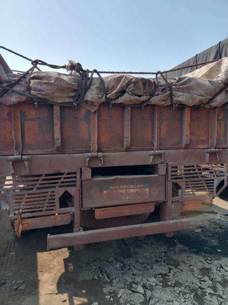 Ashok Leyland 3718 image 4