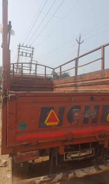 Eicher 2059 image 3