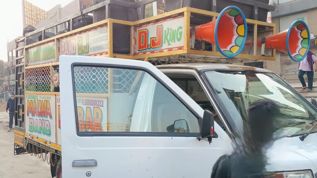 Ashok Leyland Dost Plus image 2