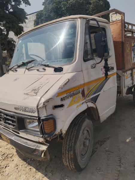 Tata 407 image 3