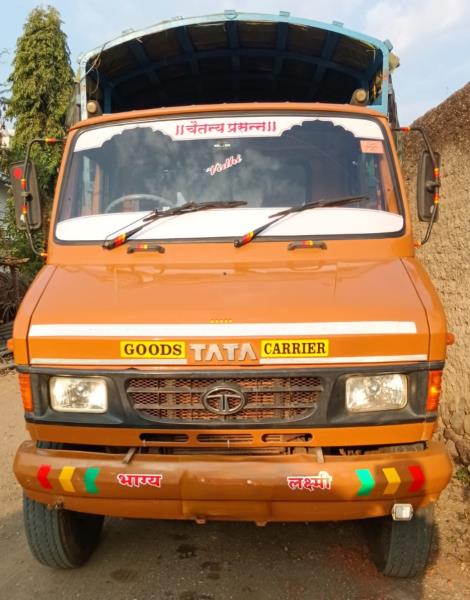 Tata 709