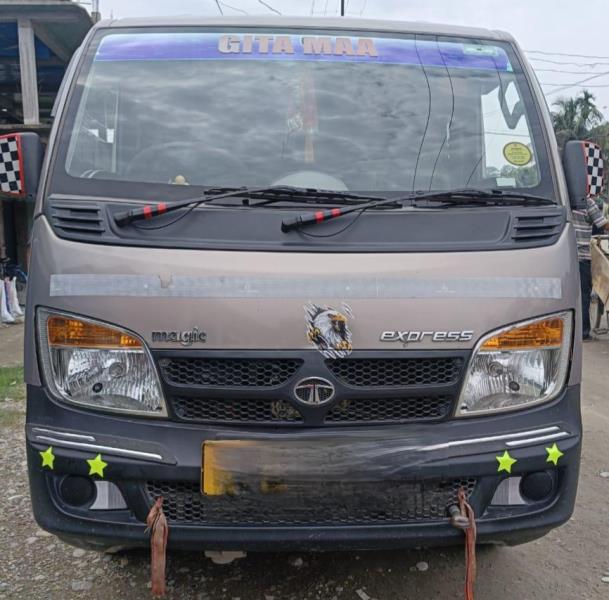 Tata Magic Express