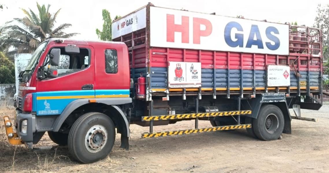 BharatBenz 1617 image 2