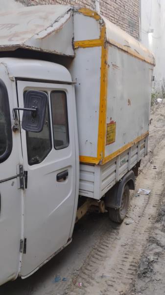 Bajaj Maxima image 2