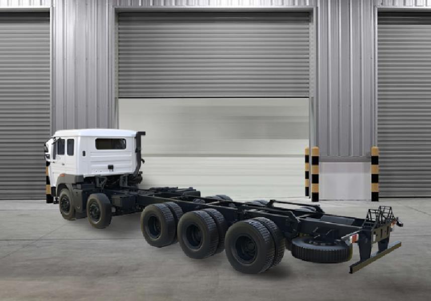 Tata Signa 4825.T Trucks
