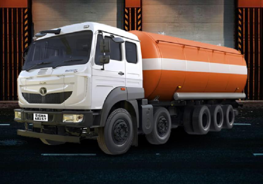 Tata Signa 4825.T Trucks