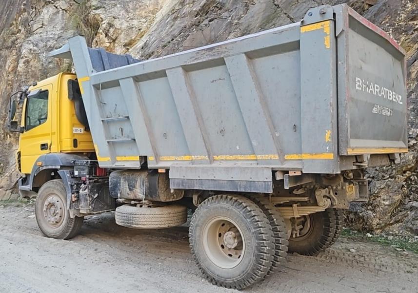 BharatBenz 1923 image 3