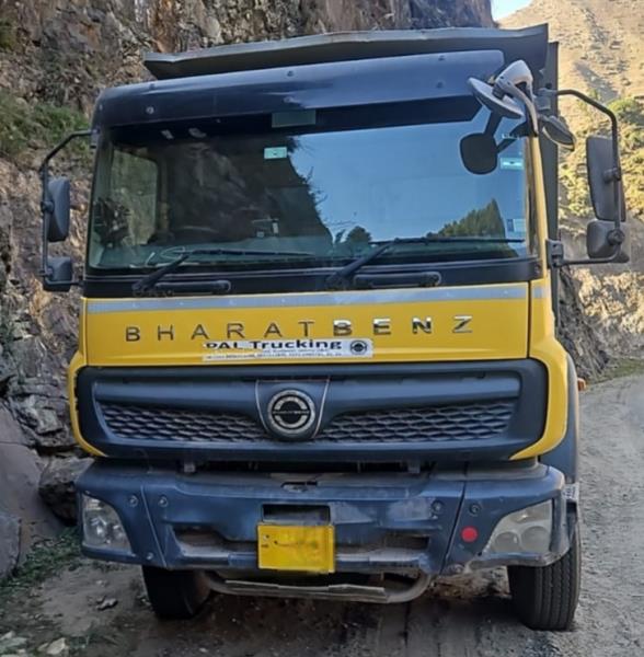 BharatBenz 1923 image 2