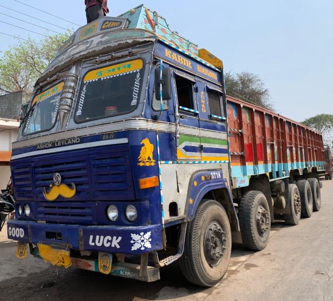 Ashok Leyland 3718