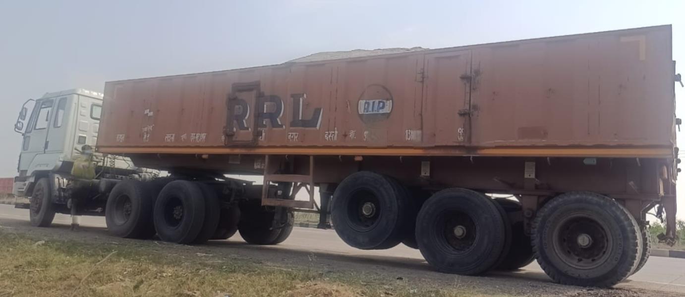 Ashok Leyland 4923 image 2