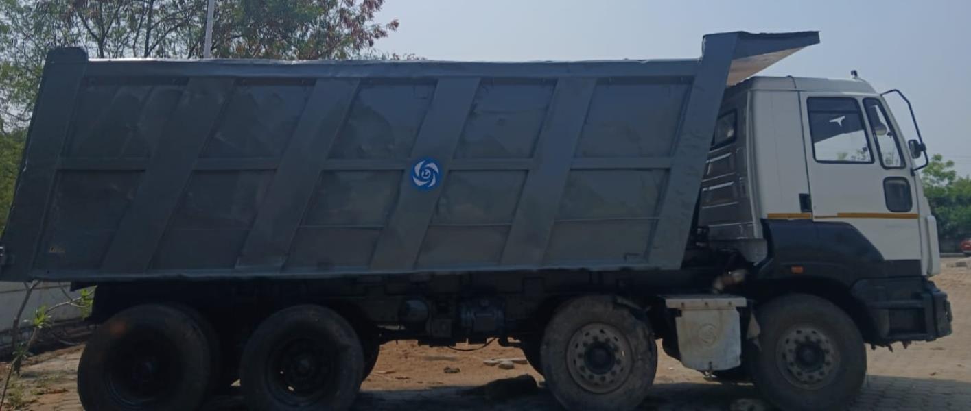 Ashok Leyland 3520 image 3