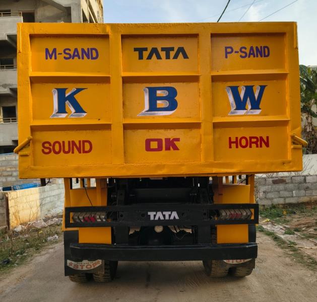 Tata 1613 image 5